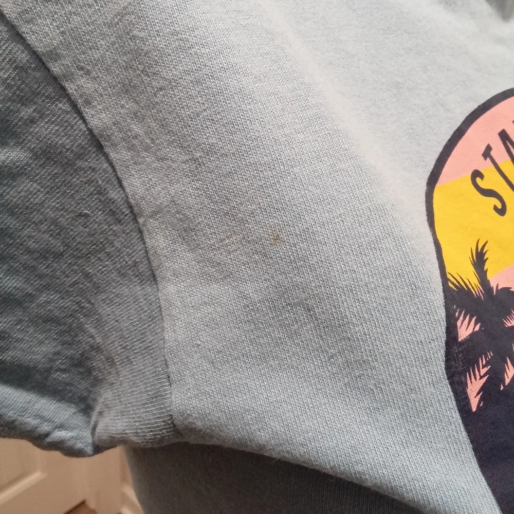 2-$10... Delta Size Youth M Light Blue Graphic T-Shirt Pensacola Beach